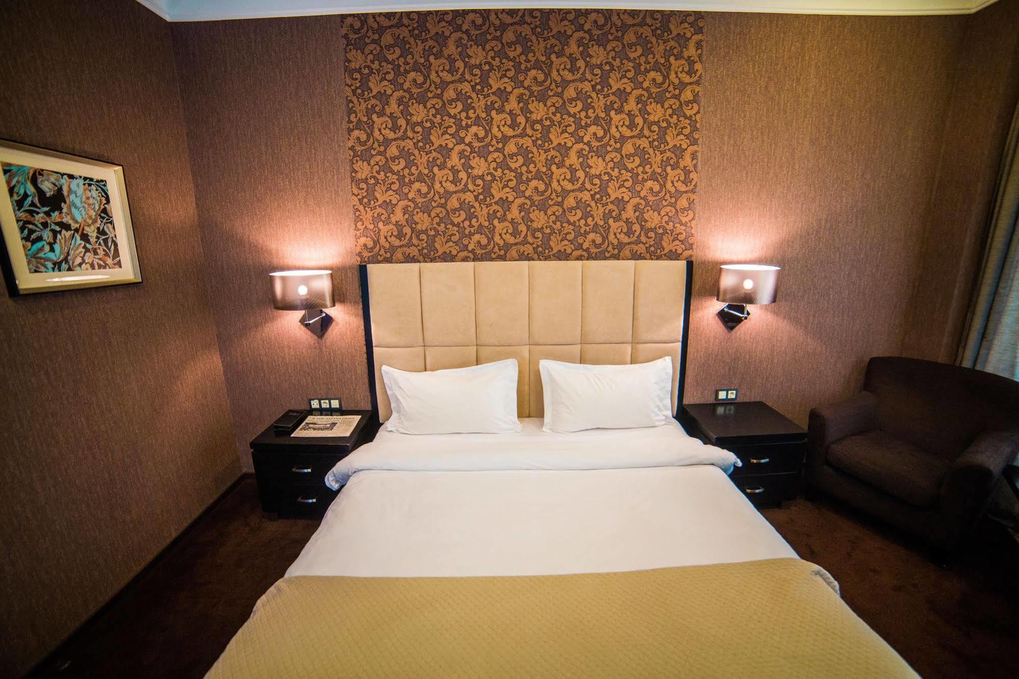 Jelsomino Boutique Hotel Astana Zewnętrze zdjęcie