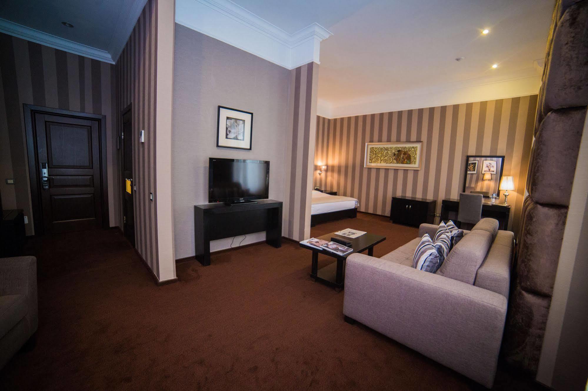 Jelsomino Boutique Hotel Astana Zewnętrze zdjęcie
