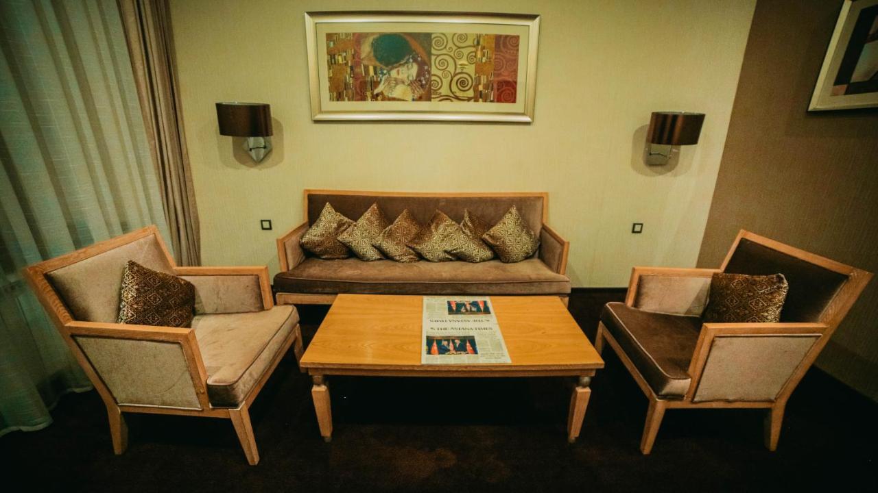 Jelsomino Boutique Hotel Astana Zewnętrze zdjęcie