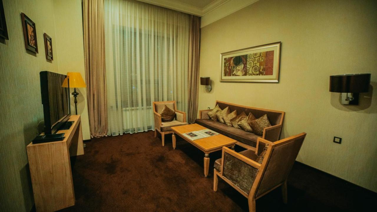 Jelsomino Boutique Hotel Astana Zewnętrze zdjęcie